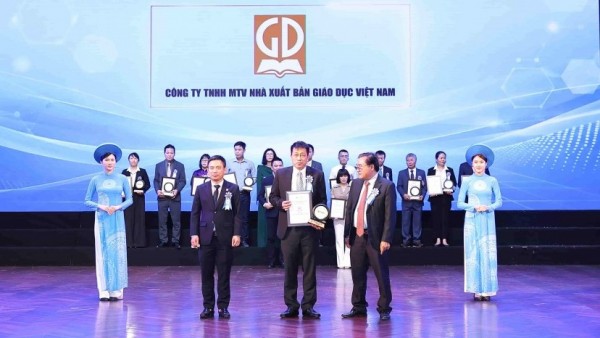 NXB Giáo dục Việt Nam vinh dự vào 'Top 20 Nhãn hiệu nổi tiếng Việt Nam năm 2026'