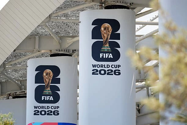 Biển quảng bá FIFA World Cup 2026 tại sân vận động SoFi ở Los Angeles, bang California (Mỹ). (Nguồn: Getty Images) Biển quảng bá FIFA World Cup 2026 tại sân vận động SoFi ở Los Angeles, bang California (Mỹ). (Nguồn: Getty Images)