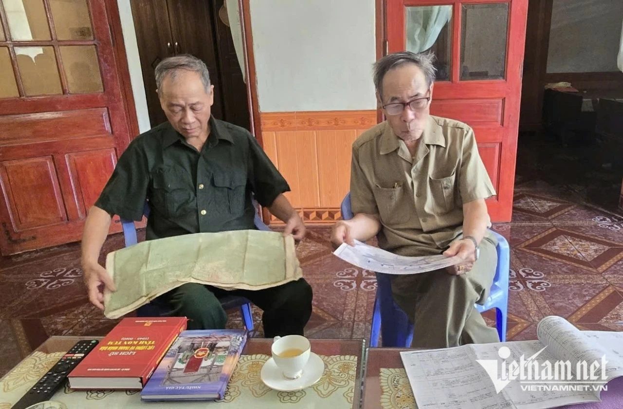 Hành trình 30 năm lần theo ‘tọa độ ký ức’ tìm đồng đội của người lính dân tộc Sán Dìu Hành trình 30 năm lần theo ‘tọa độ ký ức’ tìm đồng đội của người lính dân tộc Sán Dìu
