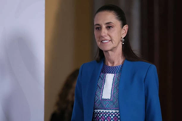Tổng thống Mexico Claudia Sheinbaum phát biểu tại cuộc họp báo thường kỳ ở Cung điện Quốc gia, thủ đô Mexico City, ngày 15/7. (Nguồn: Getty Images) Tổng thống Mexico Claudia Sheinbaum phát biểu tại cuộc họp báo thường kỳ ở Cung điện Quốc gia, thủ đô Mexico City, ngày 15/7. (Nguồn: Getty Images)