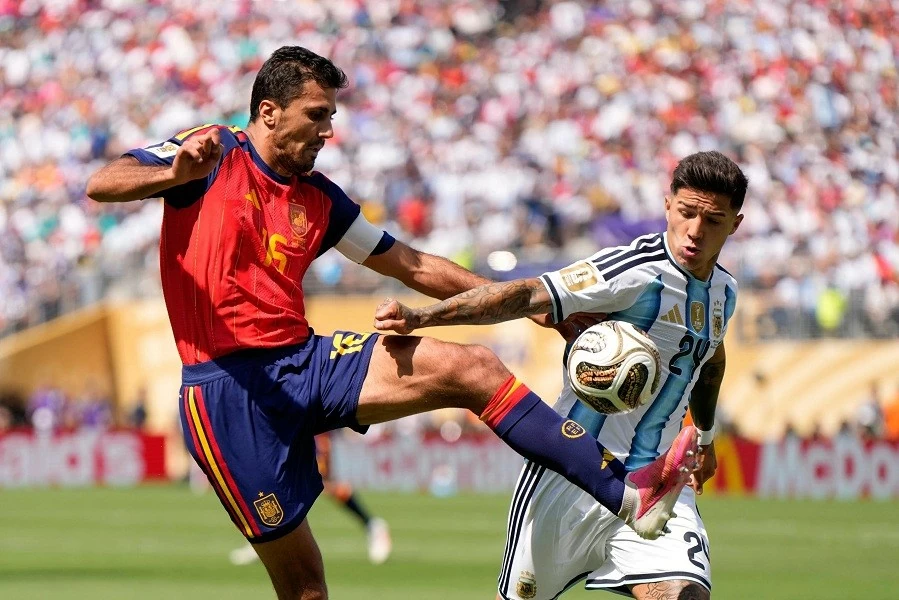 Kết quả Chung kết bóng đá World Cup 2026: Tây Ban Nha 1-0 Argentina: Ferran Torres đưa La Roja lên đỉnh thế giới, Lionel Messi khép lại giấc mơ dang Kết quả Chung kết bóng đá World Cup 2026: Tây Ban Nha 1-0 Argentina: Ferran Torres đưa La Roja lên đỉnh thế giới, Lionel Messi khép lại giấc mơ dang