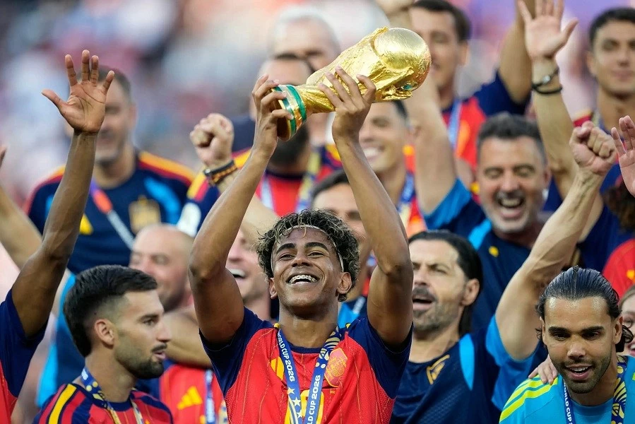 Kết quả Chung kết bóng đá World Cup 2026: Tây Ban Nha 1-0 Argentina: Ferran Torres đưa La Roja lên đỉnh thế giới, Lionel Messi khép lại giấc mơ dang Kết quả Chung kết bóng đá World Cup 2026: Tây Ban Nha 1-0 Argentina: Ferran Torres đưa La Roja lên đỉnh thế giới, Lionel Messi khép lại giấc mơ dang