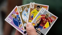 Cơn sốt thẻ cầu thủ World Cup 2026: Album Panini ‘cháy hàng’, người hâm mộ đua nhau sưu tập 980 miếng dán lịch sử