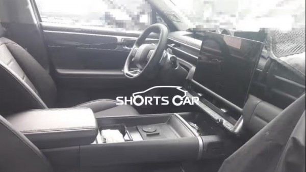 Hé lộ khoang nội thất mới mẻ trên Hyundai Santa Fe 2027