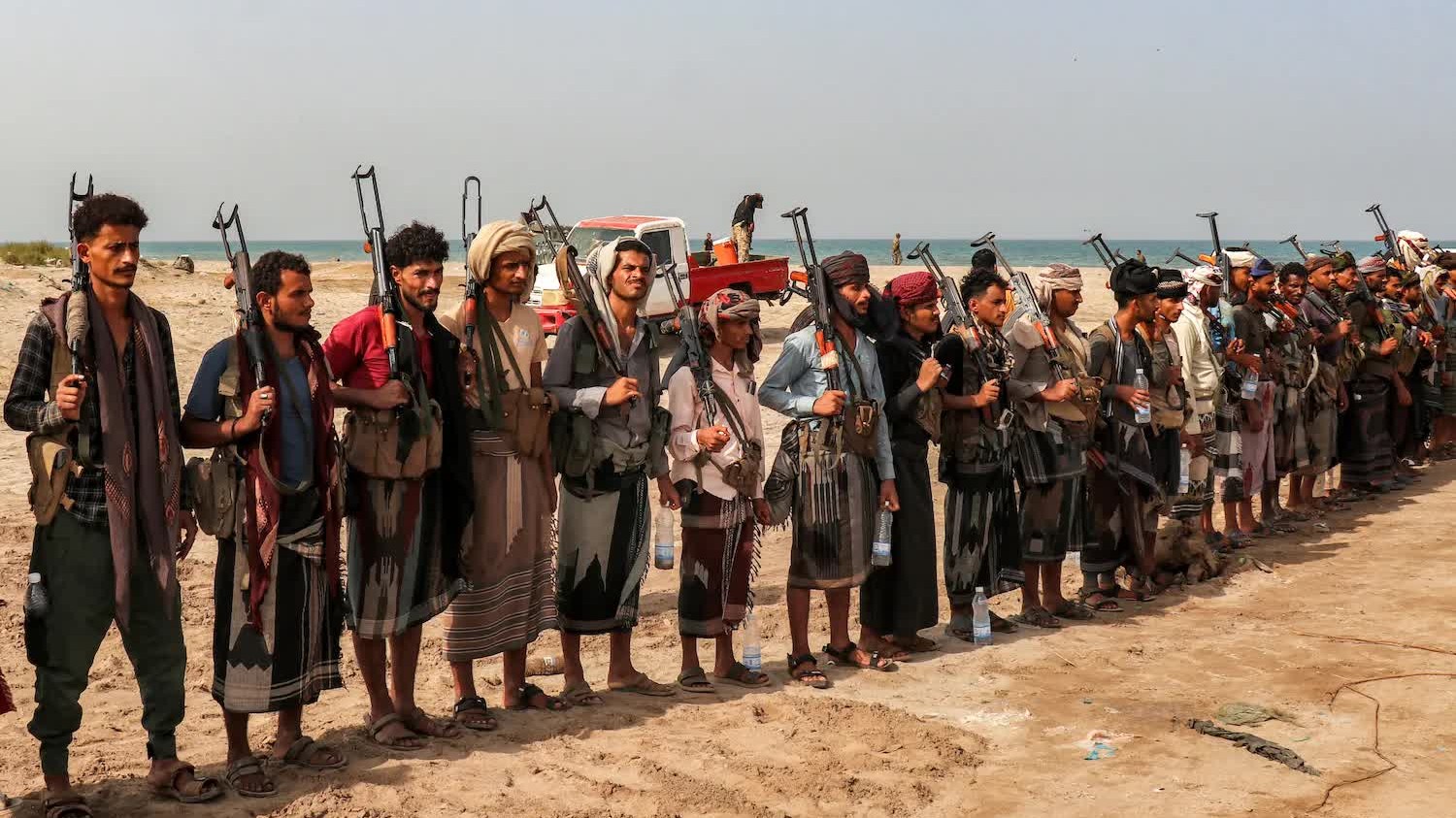 Houthi tuyên bố bao vây đường biển Saudi Arabia, nguy cơ mở thêm mặt trận mới