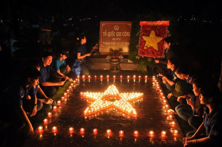 30.12p. Tháng Bảy gọi tên những người con chưa trở về
