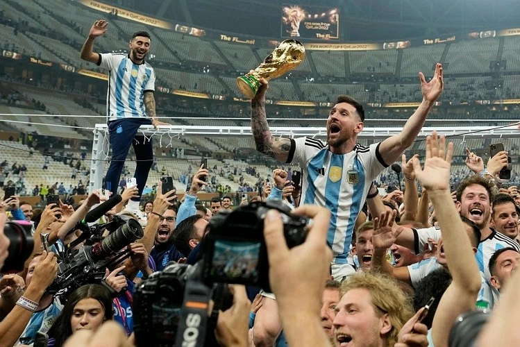 Lionel Messi và 6 kỳ World Cup: Hành trình từ chàng trai 18 tuổi đến huyền thoại của giải đấu Lionel Messi và 6 kỳ World Cup: Hành trình từ chàng trai 18 tuổi đến huyền thoại của giải đấu