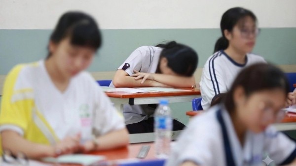 Khi kỳ thi tốt nghiệp gánh quá nhiều kỳ vọng