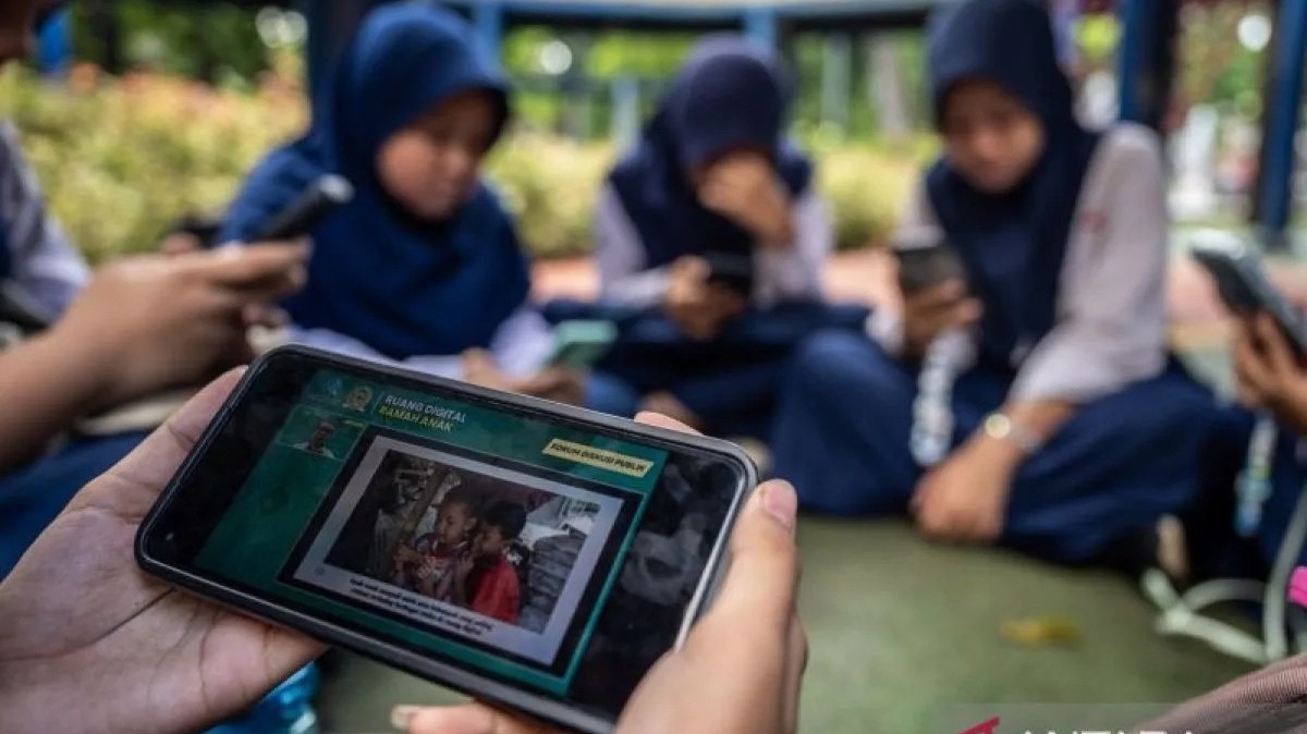Indonesia ‘đau đầu’ với bài toán mạng xã hội
