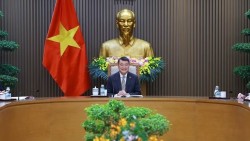 Thủ tướng Chính phủ Lê Minh Hưng điện đàm với Thủ tướng Canada Mark Carney