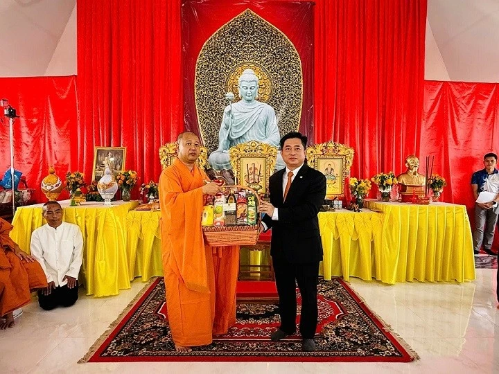 Khánh thành chùa Hoa Nghiêm tại Đông Bắc Thái Lan Khánh thành chùa Hoa Nghiêm tại Đông Bắc Thái Lan