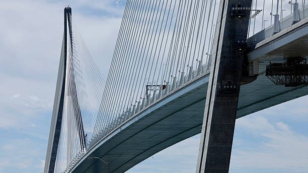 Giữa căng thẳng thương mại, Canada hủy lễ khánh thành chung với Mỹ