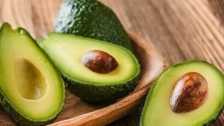 Bổ sung quả bơ vào bữa ăn hằng ngày để bảo vệ sức khỏe tim mạch