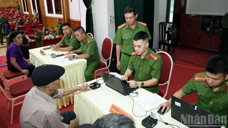 Công an Tuyên Quang mở đợt cao điểm thu nhận mẫu ADN thân nhân liệt sĩ