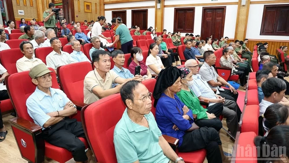 Công an Tuyên Quang mở đợt cao điểm thu nhận mẫu ADN thân nhân liệt sĩ
