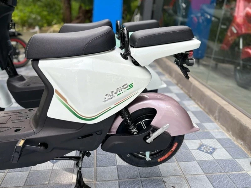 VinFast Amio S2 đạt tiêu chuẩn chống nước IP67. 