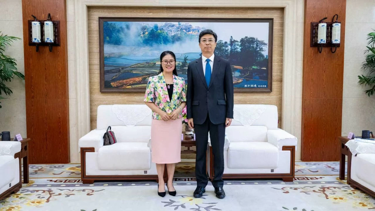 Tổng Lãnh sự Việt Nam tại Côn Minh Nghiêm Việt Chung khảo sát khu vực biên giới và tham dự Hội nghị xúc tiến đầu tư tỉnh Lào Cai năm 2026