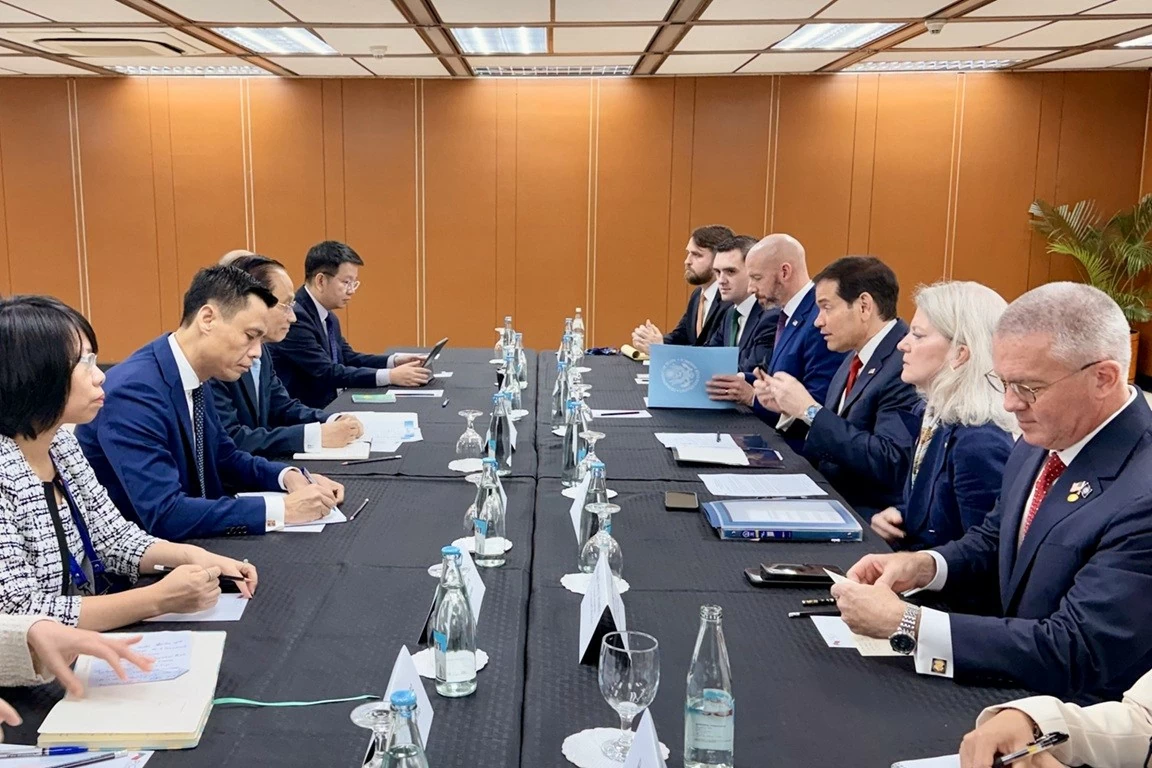 Dấu ấn hợp tác Việt Nam-Hoa Kỳ tại diễn đàn ASEAN Dấu ấn hợp tác Việt Nam-Hoa Kỳ tại diễn đàn ASEAN