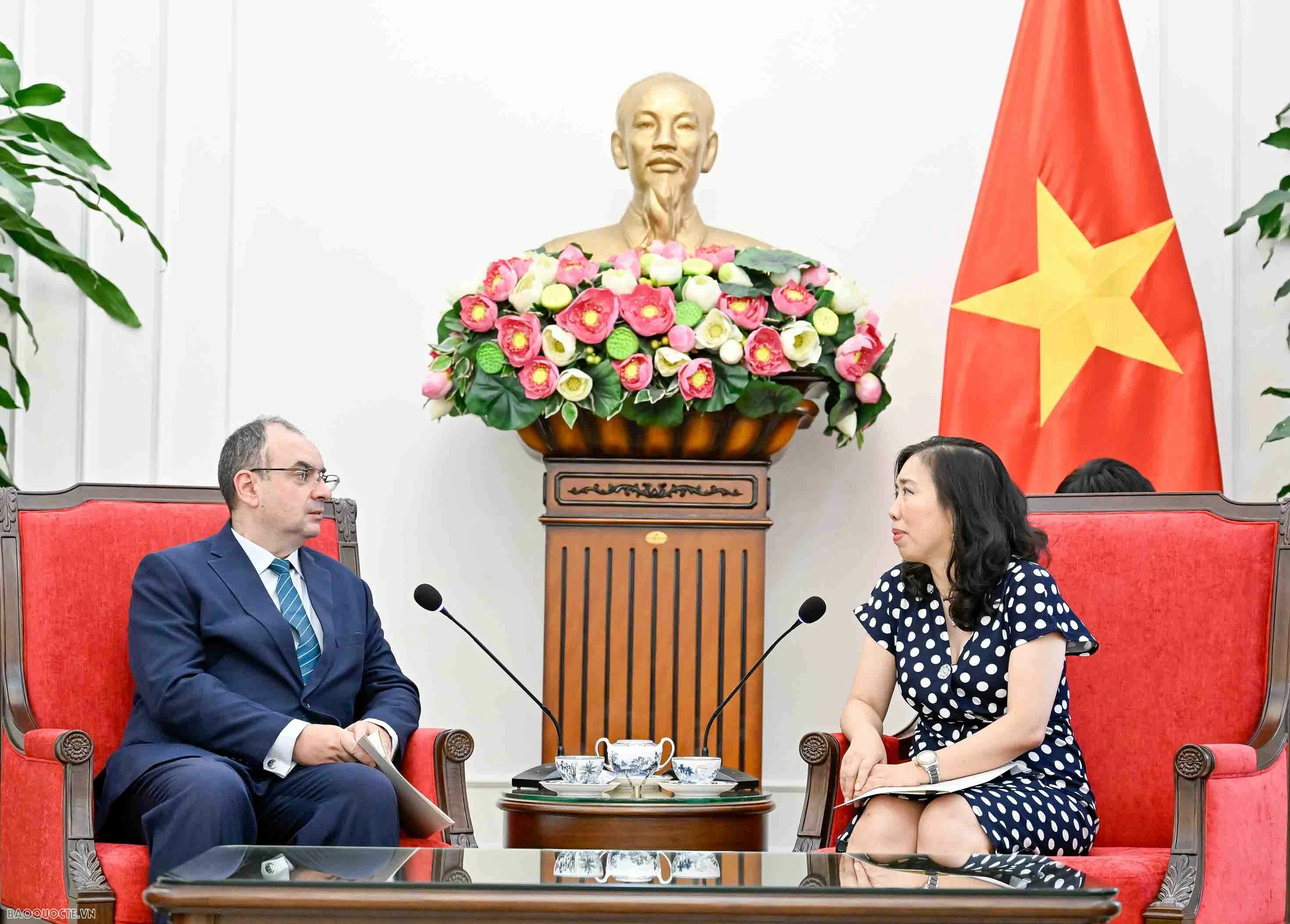 Lê Thị Thu Hằng