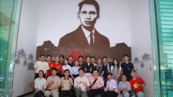 Theo dấu chân Bác, bồi đắp lòng yêu nước cho lưu học sinh Việt Nam tại Thái Lan