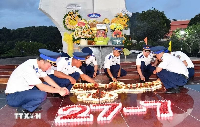 Hoàn thiện các điều kiện, tiêu chuẩn xét công nhận người có công với cách mạng Hoàn thiện các điều kiện, tiêu chuẩn xét công nhận người có công với cách mạng