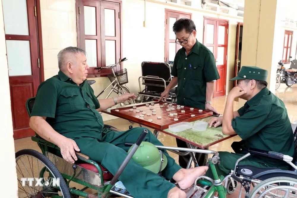 Hoàn thiện các điều kiện, tiêu chuẩn xét công nhận người có công với cách mạng Hoàn thiện các điều kiện, tiêu chuẩn xét công nhận người có công với cách mạng