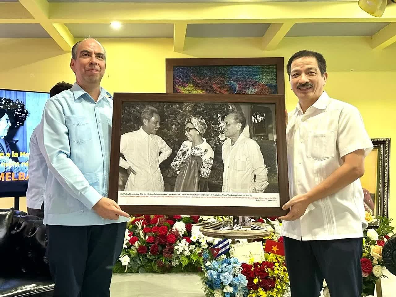 Ký ức về ‘Mami Melba’ sống lại cùng nhiều thế hệ Việt Nam-Cuba ‘Mami Melba’ sống mãi trong ký ức nhiều thế hệ bạn bè Việt Nam-Cuba