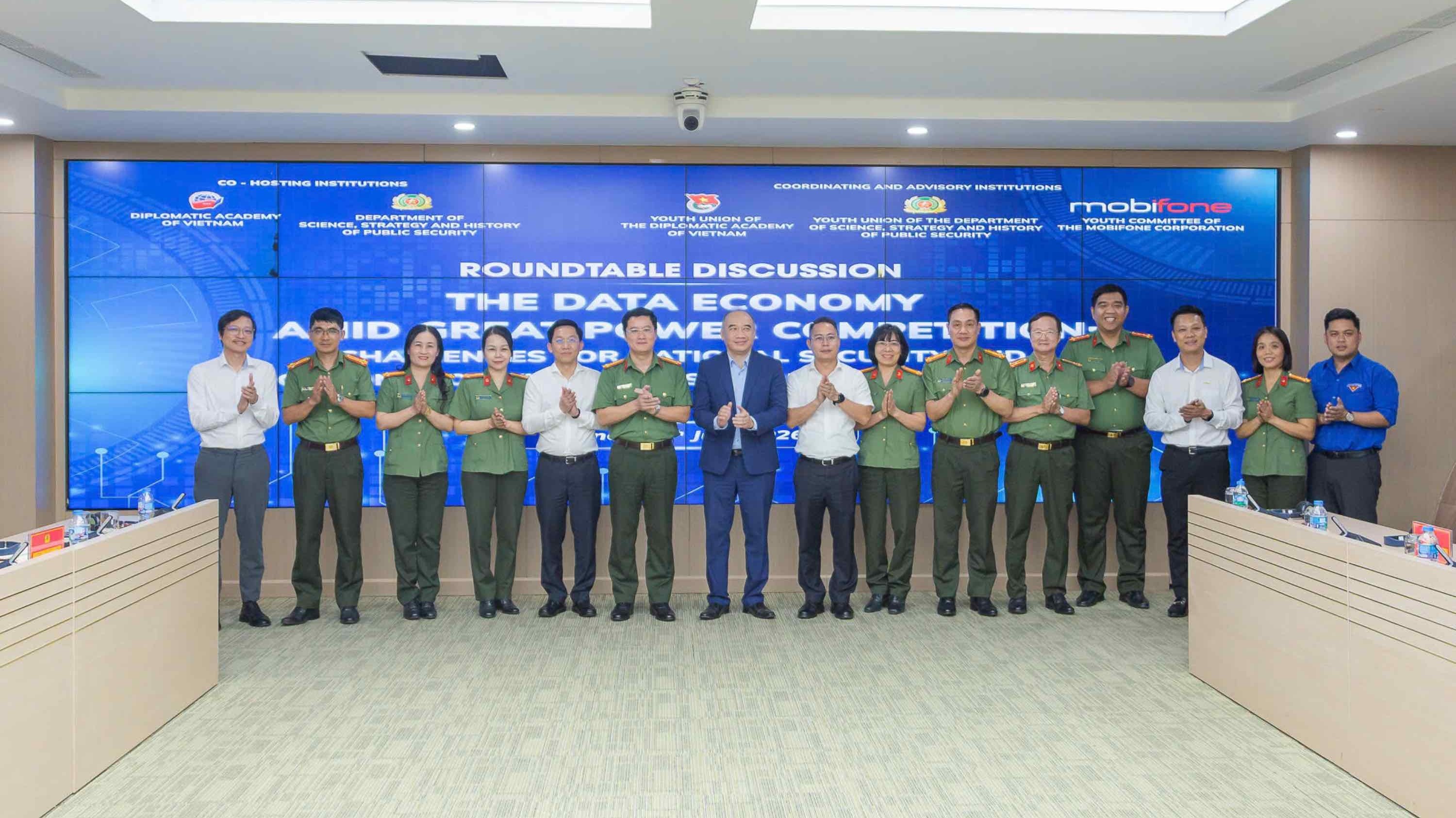 Thách thức an ninh quốc gia từ cuộc cạnh tranh dữ liệu giữa các nước lớn