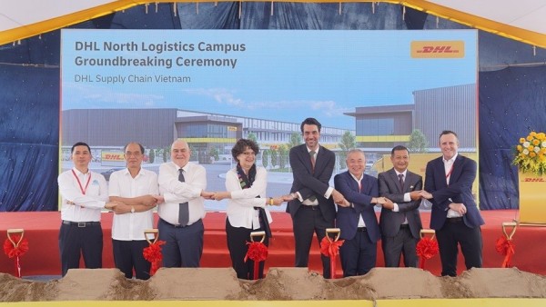 Logistics giant DHL invests 63 million Euros to build Southeast Asia's largest logistics hub, reaffirming commitment to Vietnam