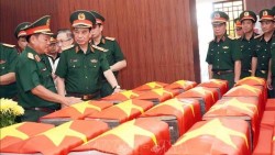 Đại tướng Phan Văn Giang tri ân các anh hùng, động viên lực lượng làm nhiệm vụ tìm kiếm, quy tập hài cốt liệt sĩ
