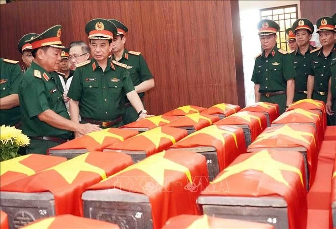 Đại tướng Phan Văn Giang tri ân các anh hùng, động viên lực lượng làm nhiệm vụ tìm kiếm, quy tập hài cốt liệt sĩ