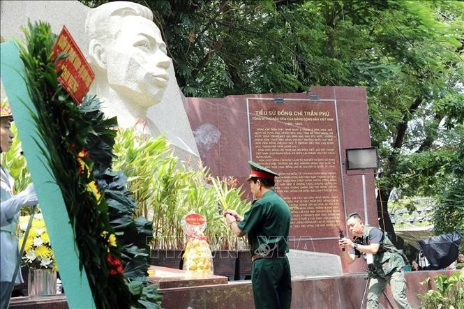 Đại tướng Phan Văn Giang tri ân các anh hùng, động viên lực lượng làm nhiệm vụ tìm kiếm, quy tập hài cốt liệt sĩ