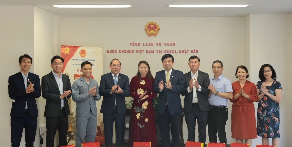 Người Việt vùng Kansai: Lan tỏa tinh thần đại đoàn kết dân tộc, tri ân các anh hùng liệt sĩ và hướng về đồng bào vùng lũ