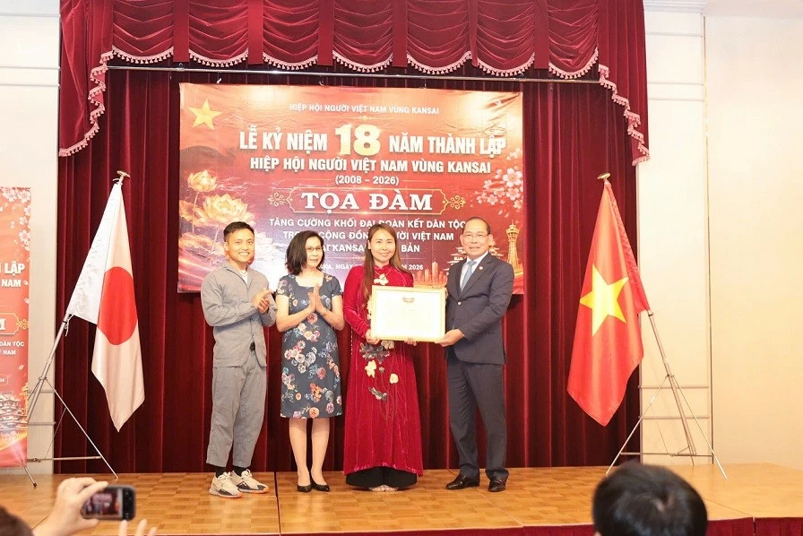 Người Việt vùng Kansai: Lan tỏa tinh thần đại đoàn kết dân tộc, tri ân các anh hùng liệt sĩ và hướng về đồng bào vùng lũ
