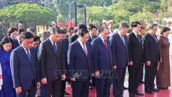 (Ảnh) Lãnh đạo Đảng, Nhà nước dâng hương tưởng niệm các Anh hùng liệt sĩ