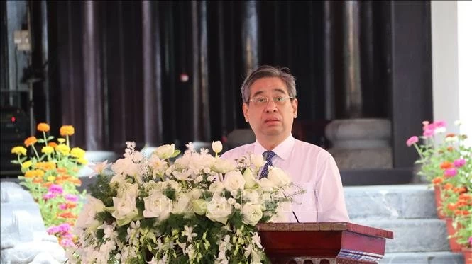 Ông Nguyễn Phước Lộc, Ủy viên Trung ương Đảng, Phó Bí thư Thành ủy, Chủ tịch Ủy ban MTTQ Việt Nam TP Hồ Chí Minh phát biểu tri ân tại lễ giỗ. (Nguồn: TTXVN)