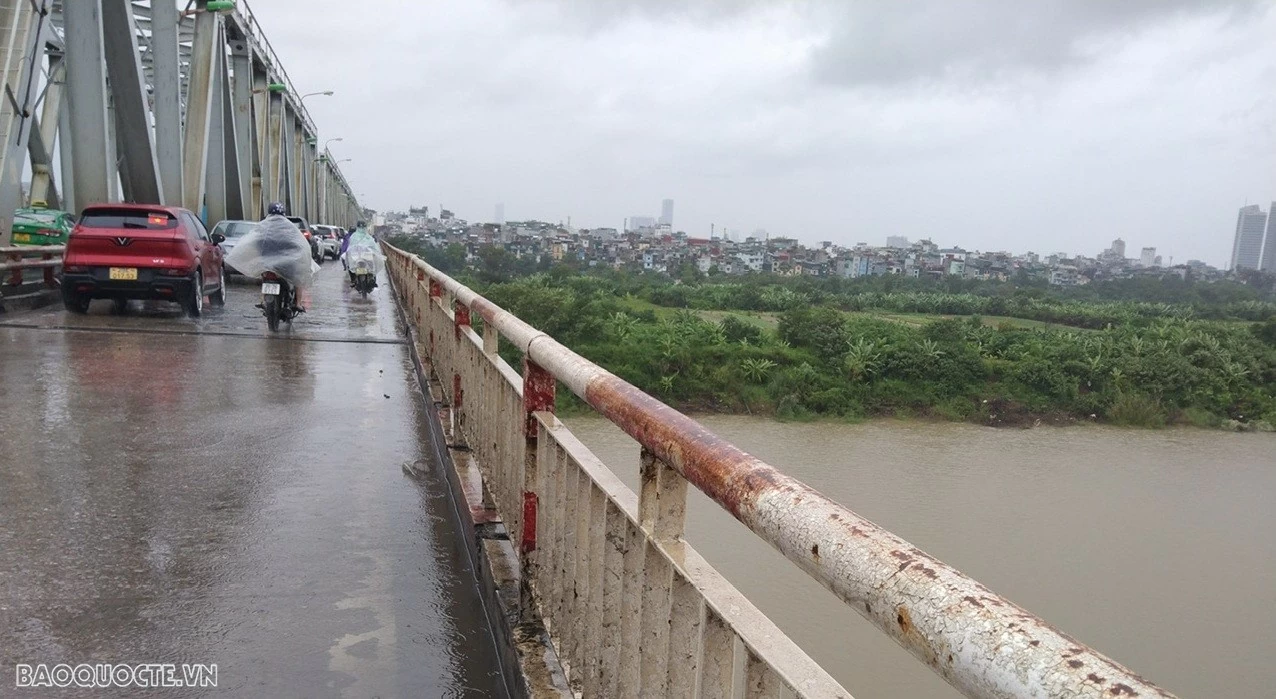 Dự báo thời tiết 10 ngày tới (26/7-5/8): Các khu vực chiều tối, đêm mưa rào rải rác, có nơi mưa to, Bắc Bộ có nơi mưa rất to Dự báo thời tiết 10 ngày tới (26/7-5/8): Các khu vực chiều tối, đêm mưa rào rải rác, có nơi mưa to, Bắc Bộ có nơi mưa rất to