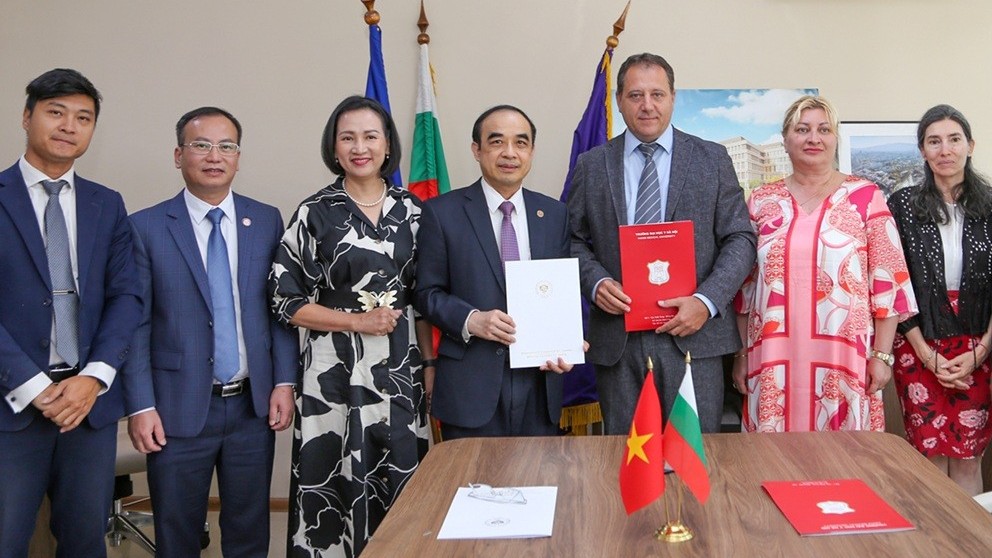Việt Nam-Bulgaria mở rộng hợp tác trong đào tạo, nghiên cứu y khoa và dược phẩm