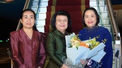 Chủ tịch Quốc hội Campuchia Samdech Khuon Sudary đến Hà Nội, bắt đầu thăm chính thức Việt Nam