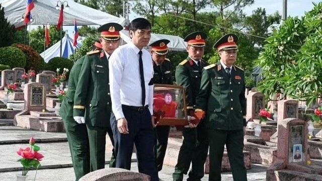 Nỗ lực quy tập và giải mã ADN hài cốt liệt sĩ tại Quân khu 4