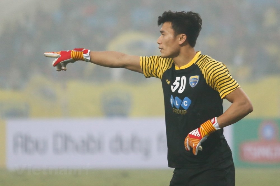 Bùi Tiến Dũng tỏa sáng trong chiến thắng của Thanh Hóa ở châu Á bui tien dung toa sang trong chien thang cua thanh hoa o chau a