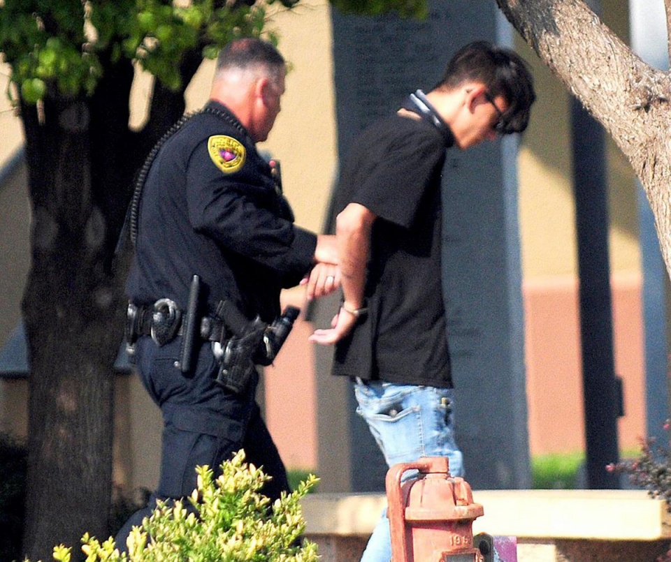 my thu pham vu xa sung tai bang new mexico dau thu