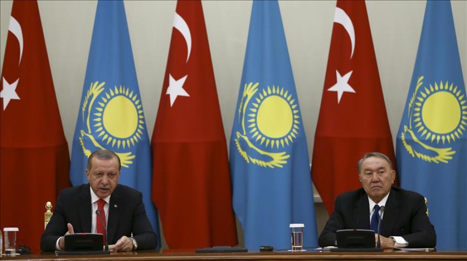 tho nhi ky kazakhstan day manh hop tac chong khung bo