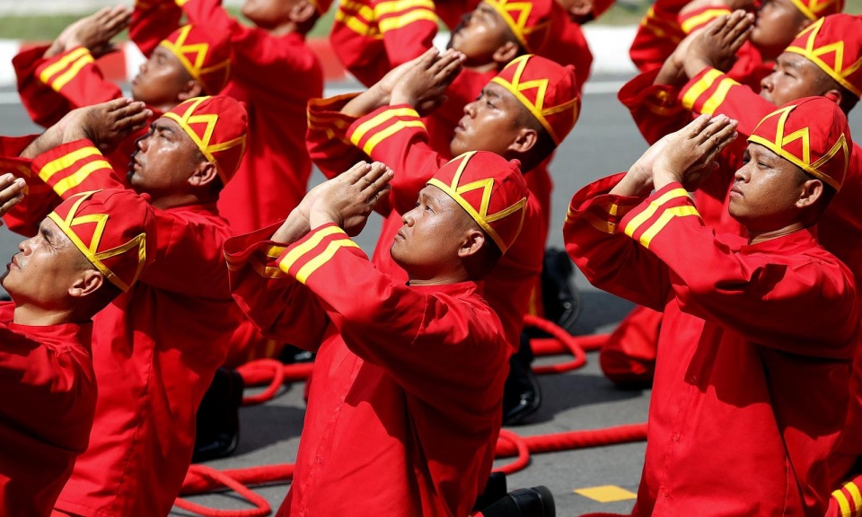 nhung hinh anh xuc dong tai le tang nha vua bhumibol adulyadej