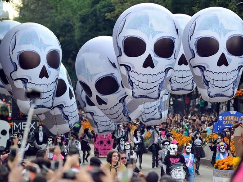 den mexico dung nham le hoi nguoi chet voi halloween