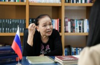 nu dich gia viet nam nhan giai thuong van hoc dich nga