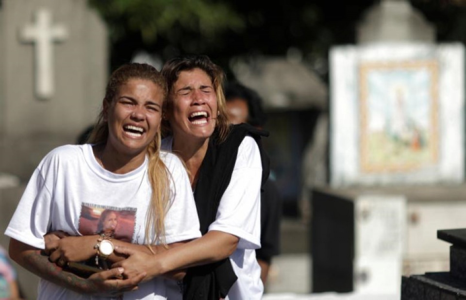 am anh cuoc chien chong ma tuy khoc liet tren duong pho rio de janeiro