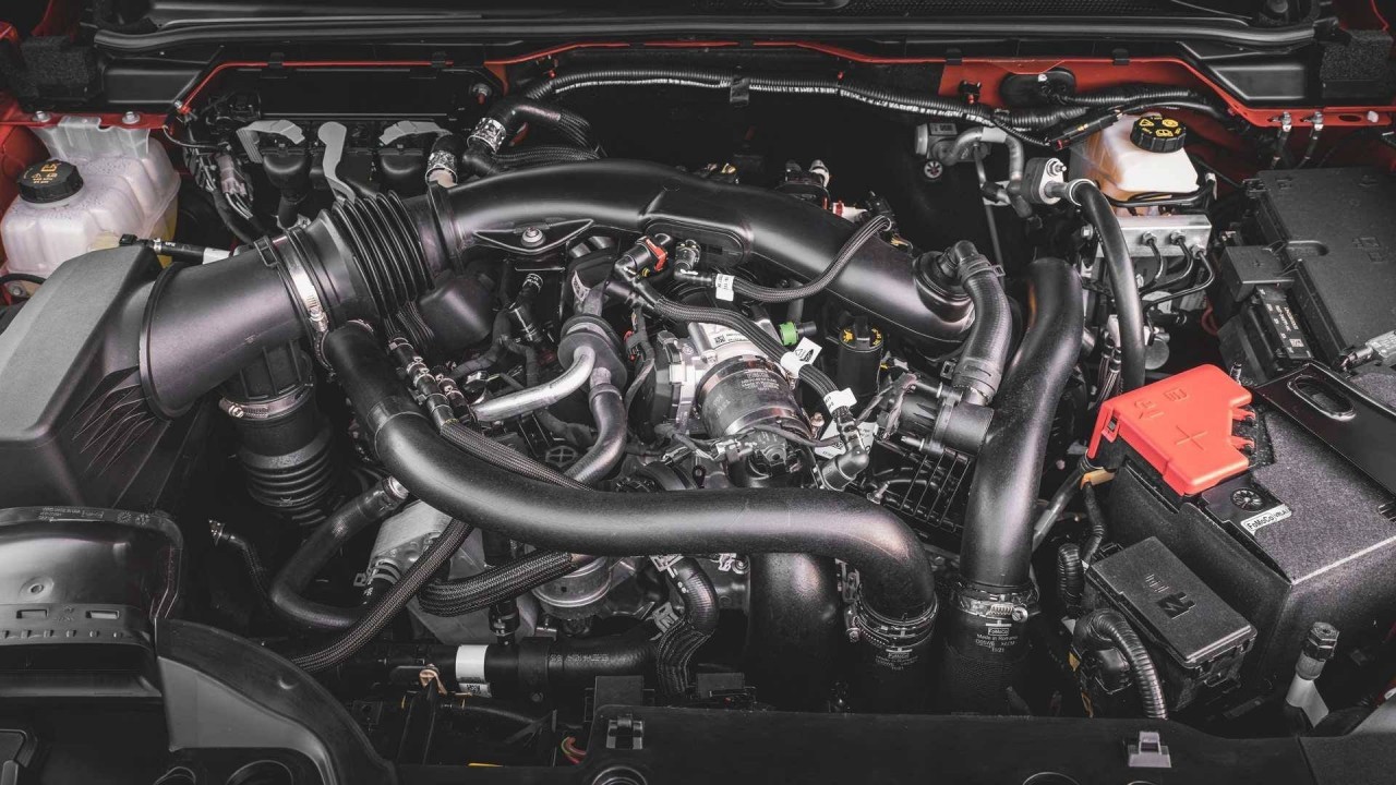 Cận cảnh chi tiết xe bán tải Ford Ranger Raptor 2022