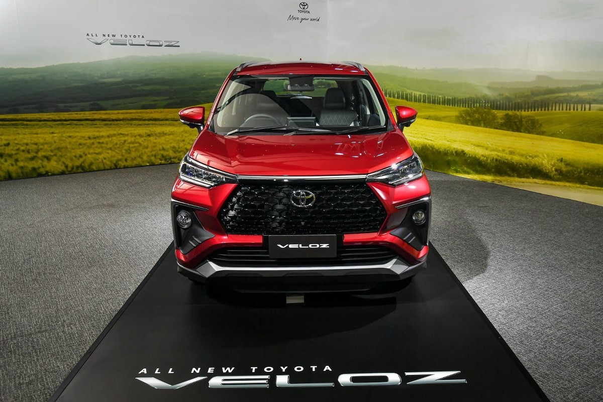 Chi tiết Toyota Veloz 2022 giá từ 560 triệu đồng tại Thái Lan