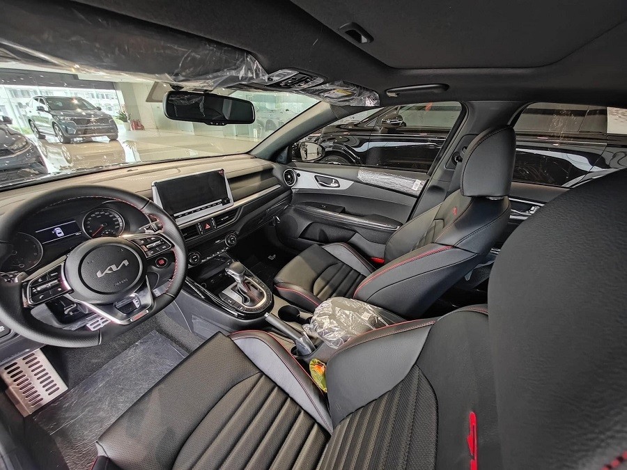 Cận cảnh Kia K3 2022 phiên bản Turbo GT, giá 759 triệu đồng Cận cảnh Kia K3 2022 phiên bản Turbo GT, giá 759 triệu đồng